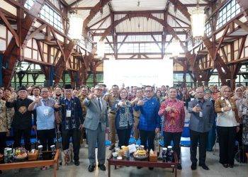 City Branding Jadi Jurus Baru Ekonomi Kreatif, Wamenparekraf Irene Hadiri Simposium AACN di Bandung