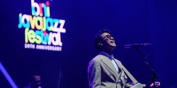 Java Jazz Festival 2025 Hari Pertama: Perayaan 20 Tahun yang Spektakuler dengan Lineup Bertabur Bintang