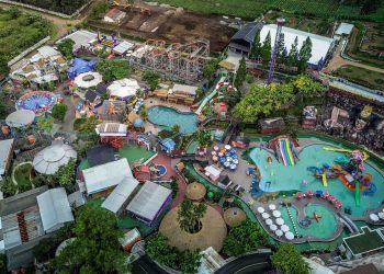 Liburan Sekolah 2025, Menpar Imbau Wisata Aman dan Maksimalkan Stimulus Rp24 Triliun