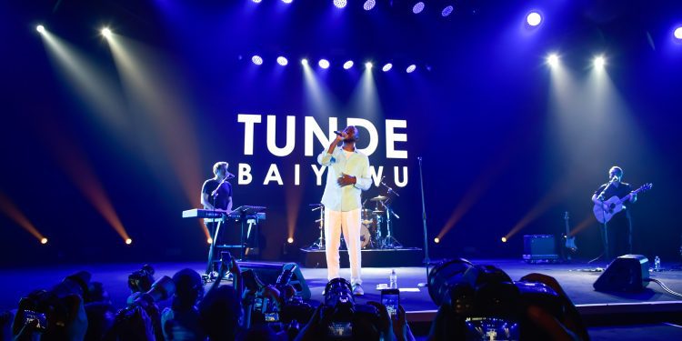 Tunde Baiyewu Suguhkan Nostalgia Emosional di Java Jazz Festival 2025