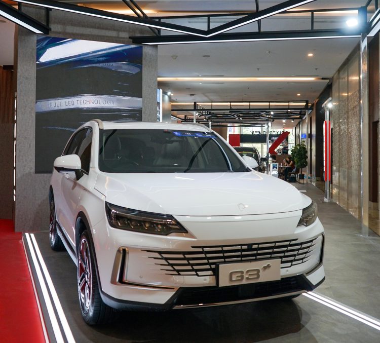 Tampil Perdana di GIIAS 2025, Polytron Hadirkan G3+ dan Motor Listrik Fox-Series