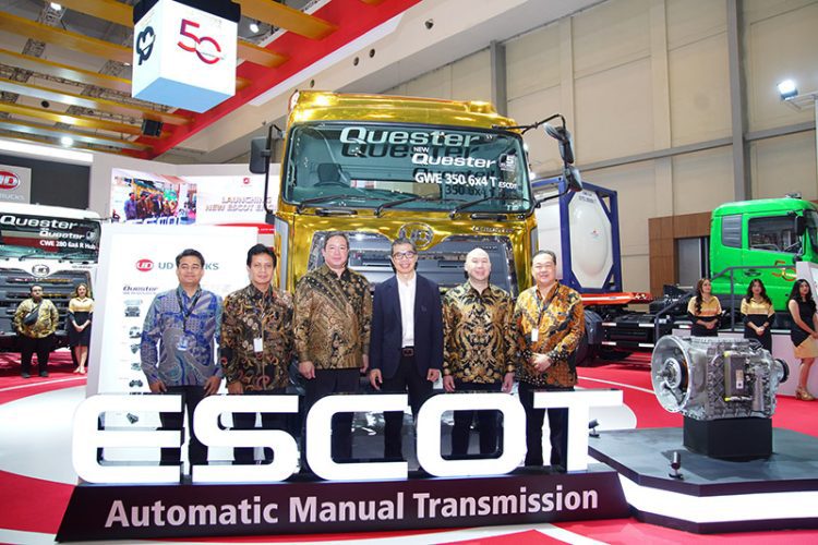 UD Trucks Quester ESCOT Euro 5 Janjikan Komitmen Ramah Lingkungan dan Efisiensi Transportasi