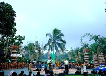 Dua Empat Buka BRI Jazz Gunung Series 3 Ijen, Hadirkan Setlist Terbaru