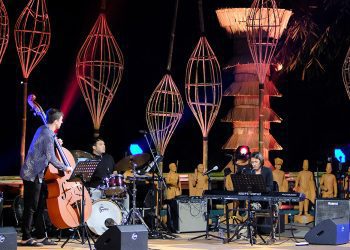 Irsa Destiwi Trio, Tetap Bersemangat Walau Diguyur Hujan di BRI Jazz Gunung Series 3 Ijen