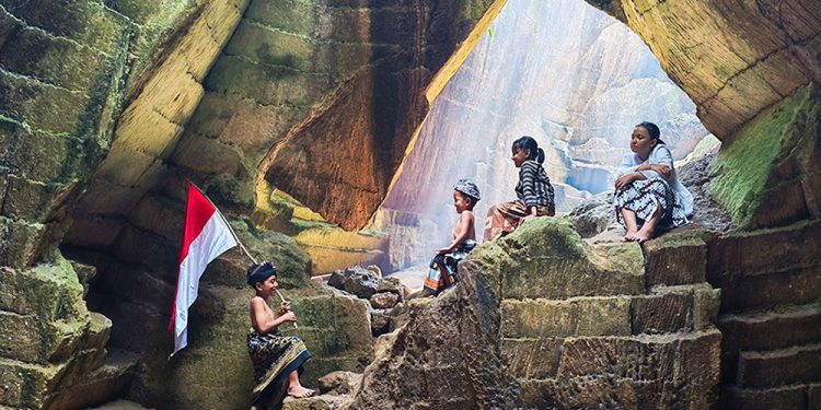 Ajak Masyarakat Abadikan Keindahan Indonesia, HONOR Adakan Magic Moments Awards 2025