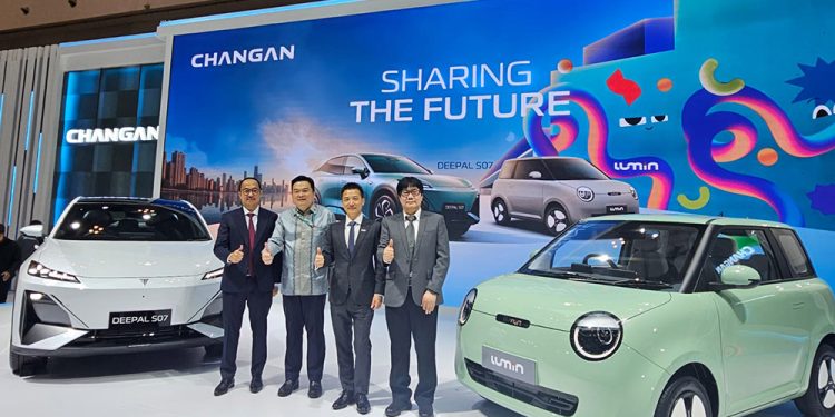 CHANGAN Deepal S07 dan Lumin: Dua Senjata Listrik, Debutan Agresif di GJAW 2025