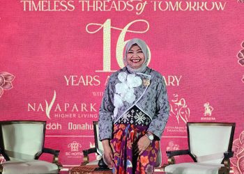 “Timeless Threads of Tomorrow”: 16 Tahun Batik Chic Menenun Wastra Nusantara Lintas Generasi