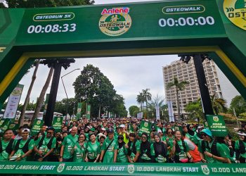 10.000 Langkah Melawan Osteoporosis, 12.000 Warga Jakarta Padati GBK dalam Kampanye Anlene™ dan PEROSI