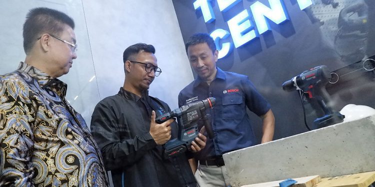 Menjawab Tantangan Industri Konstruksi, Bosch Resmikan Blue Store di LTC Jakarta