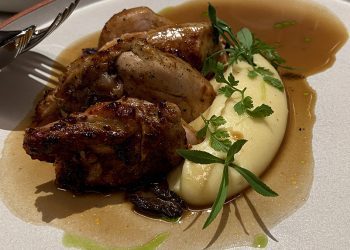 SKYE Jakarta Babak Baru, Kedepankan Deretan Menu Terbaik dan Ritual Anggur Premium