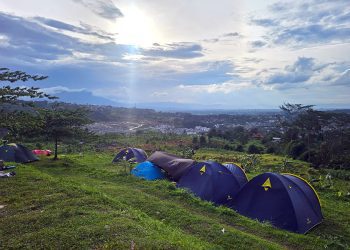 Nikmati Indahnya Boekit Saila, Wisata Asik Berkemah di Sentul