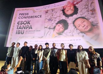 Menggantikan Detak Jantung Ibu dengan Algoritma, Refleksi Kehilangan dalam Film “Esok Tanpa Ibu”