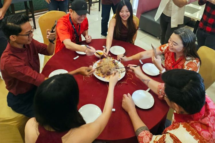 Menyesap Makna Filosofis dan Kelezatan “The Feast of Fortune” di Artotel Harmoni Jakarta