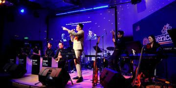 Galaxy Big Band Mengajak Penonton…Let’s Swing!
