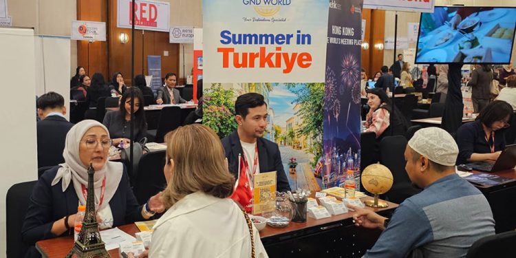 Mengadu Peruntungan di Pasar Outbound Indonesia, Dari Albania hingga Eksotisme Portugal