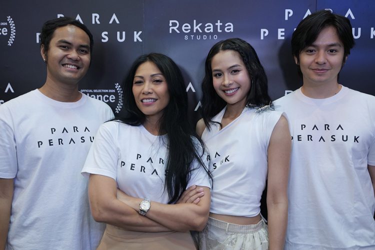 Dari Lokasi Syuting, Maudy Ayunda Lahirkan Dua Lagu untuk Film Para Perasuk