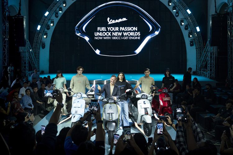 Bukan Sekadar Upgrade Mesin Vespa Primavera dan Sprint 180cc Hadir Lebih Bertenaga