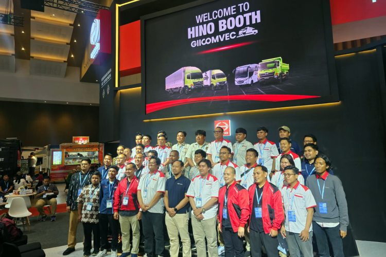 Sentuhan Hangat Bismania untuk Ketangguhan Hino di GIICOMVEC 2026