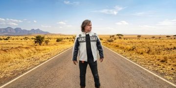 ‘Come On’ Sebuah Single Sentuhan Tangan Dingin Ian Antono dalam Refleksi Batin Ade Hubart