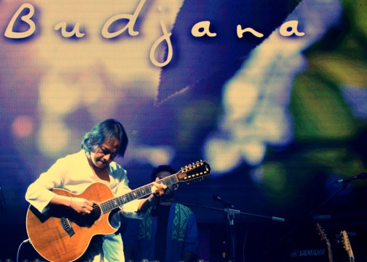 Apakah Ini Konser Terakhir Dewa Budjana…?