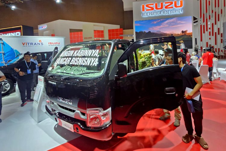 Dinginnya Isuzu Traga AC, Solusi Manis untuk Pengemudi di Cuaca Tropis