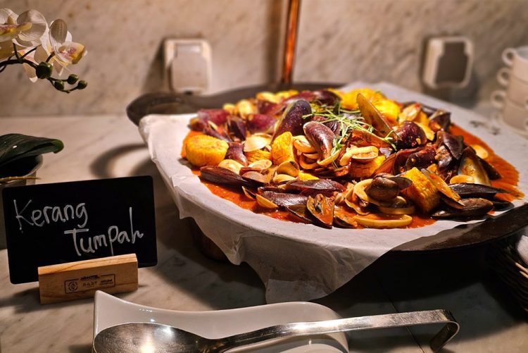 Hangatnya Akhir Pekan dalam “Asian Delight!” di Artotel Thamrin