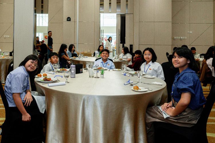 Latih Soft Skill, Artotel Harmoni Gelar Kelas Etiket dan Public Speaking Anak