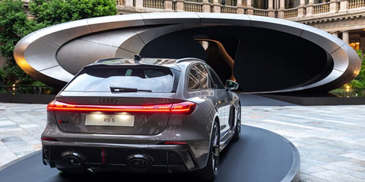Mencari Titik Hening di Tengah Hiruk Pikuk Milan bersama Audi “Origin”