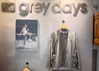 Lampaui Tren Mode, Warna Abu-Abu New Balance Bergerak Bersama Keseharian Urban