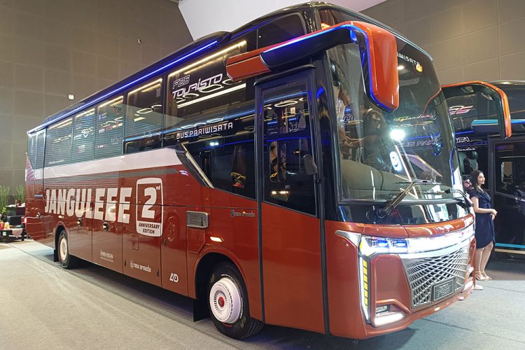 Mercedes-Benz Bus Cetak Pertumbuhan Penjualan 36,9 Persen, Amankan Kepercayaan Operator