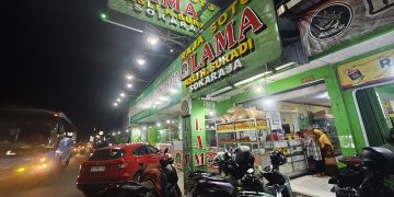 Raja Soto Lama Pak H. Suradi, Legenda Kuliner Sokaraja yang Menjaga Takhta Rasa Sejak 1978