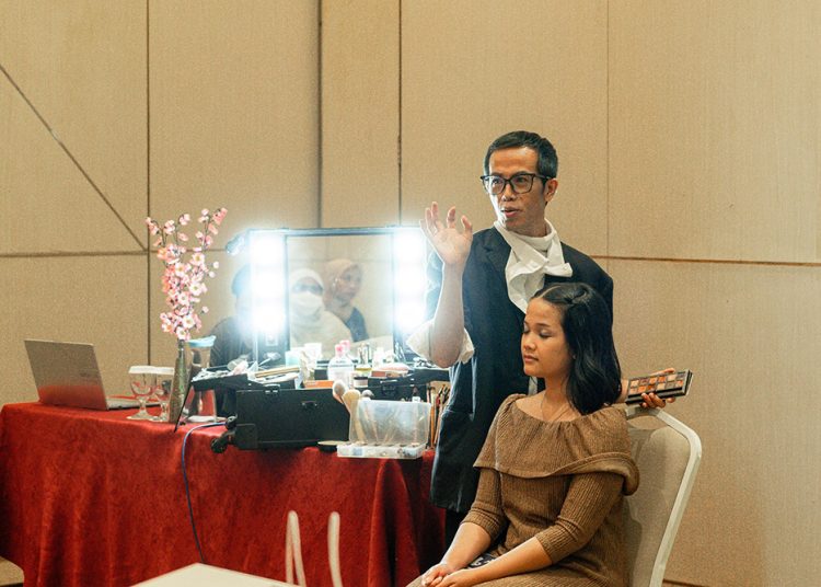 Gelar Workshop ‘Color Me Confident’, ARTOTEL Harmoni Jakarta Gandeng Heykama