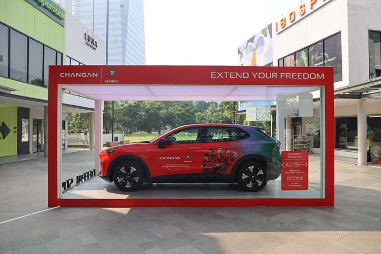 Changan Pamerkan SUV Deepal S05 di Tiga Lokasi Strategis Jakarta