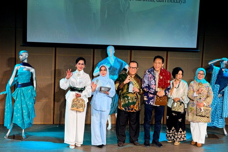 Peluncuran Delapan Motif Batik Derawan-Maratua dan Tari Dalling Perkuat Identitas Budaya Kaltim