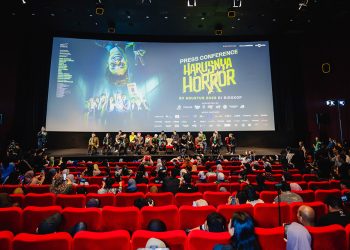 Potret Satir Industri Konten dalam Harusnya Horror Debut Reza Arap
