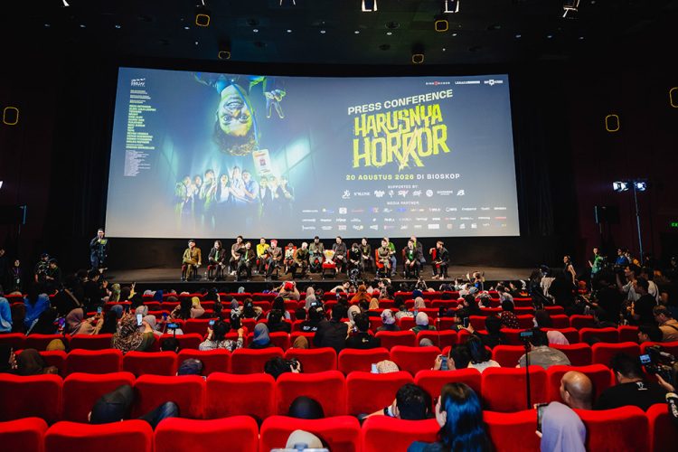 Potret Satir Industri Konten dalam Harusnya Horror Debut Reza Arap