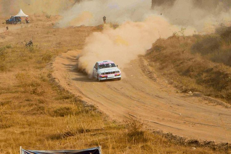 El Mayka Sungkar Uji Kemampuan Pace Note di Trek Berbatu Bhayangkara Kejayan