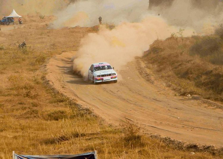 El Mayka Sungkar Uji Kemampuan Pace Note di Trek Berbatu Bhayangkara Kejayan
