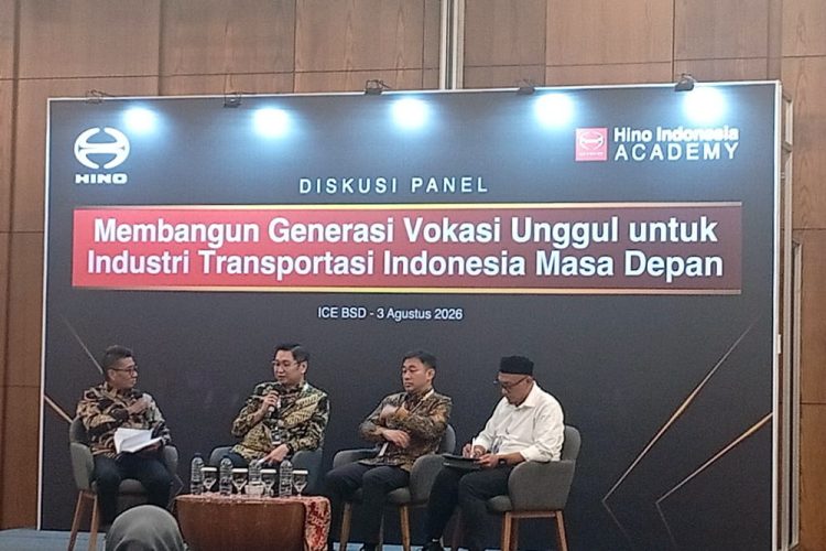 Hino Gandeng Pemerintah dan Dealer Perkuat Ekosistem Vokasi Transportasi