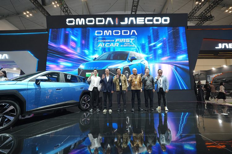 OMODA O4 EV Buka Pemesanan di GIIAS 2026, Booking Fee Cuma Rp5 Juta