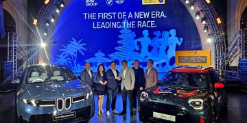 BMW iX3 dan MINI Aceman Pimpin Maybank Marathon 2026 di Bali