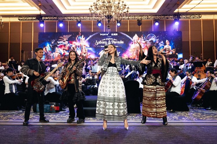 ‘Cahaya Hati’ Berkumandang di Latihan Musikal Sabang Merauke, Raisa Jadi Sorotan