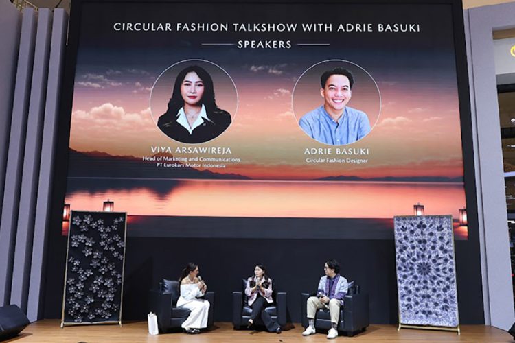 Mazda Ajak Pengunjung GIIAS 2026 Rasakan Joy of Living Lewat Seni Adrie Basuki