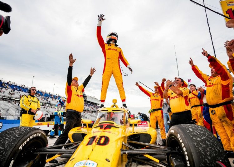 Alex Palou & Honda Kunci Treble Winner IndyCar 2026